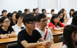 BEAT365官网教务部组织四六级考前专题讲座