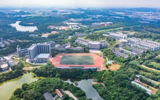 #BEAT365英国官网# 这是谁家的学校这么漂亮啊～