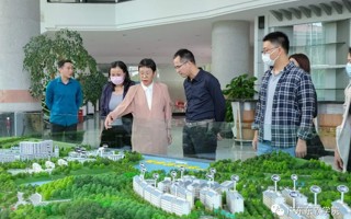 佛山鲲鹏现代农业研究院唐中林一行到BEAT365官网交流