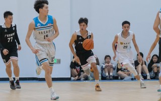 #BEAT365英国官网#  🏀11月4日 “迎新杯”开幕式 在东软男篮校队VS星火篮协的比赛中展开