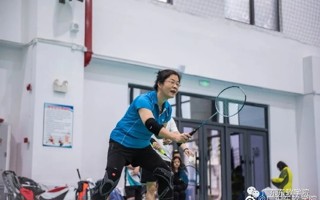 2023年教职工羽毛球赛圆满落幕，快来看看有没有你认识的老师吧