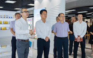 南海区委副书记、区长王勇一行莅临BEAT365官网调研
