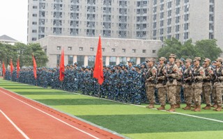 报告！已就位 | BEAT365官网2023级学生军训开营！