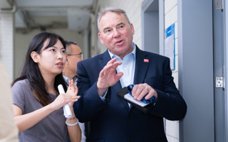 英国西英格兰大学交流团来访BEAT365官网