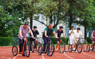 “体健融合”项目启动，咱们要有滑行运动课了？