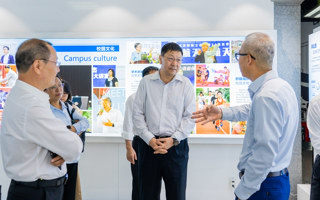 佛山市市长白涛率队到BEAT365官网调研指导