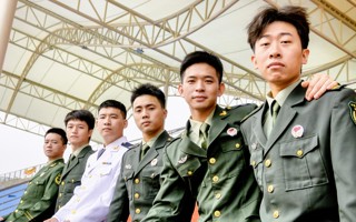 青春不褪色，热血正当时！ 让我们走进信息工程与管理学院退役大学生士兵群体，发现他们的青春风采。