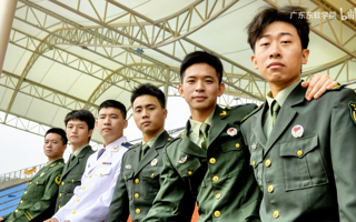 铁血兄弟团，原地出道！