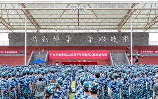 BEAT365官网举行2025年下半年新兵入伍欢送仪式