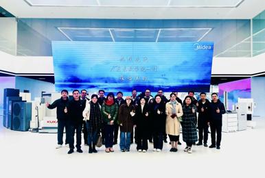 深化产教融合 共育数智人才——BEAT365英国官网赴美的集团开展校企合作交流活动