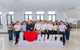 新学期学校领导班子开展走访慰问活动