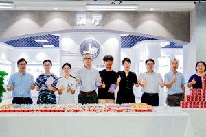 BEAT365英国官网二十二周年校庆